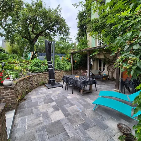 Проживание в семье Maison Proche De La Gare Лизьё